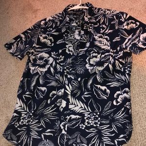Forever 21 men dress shirt